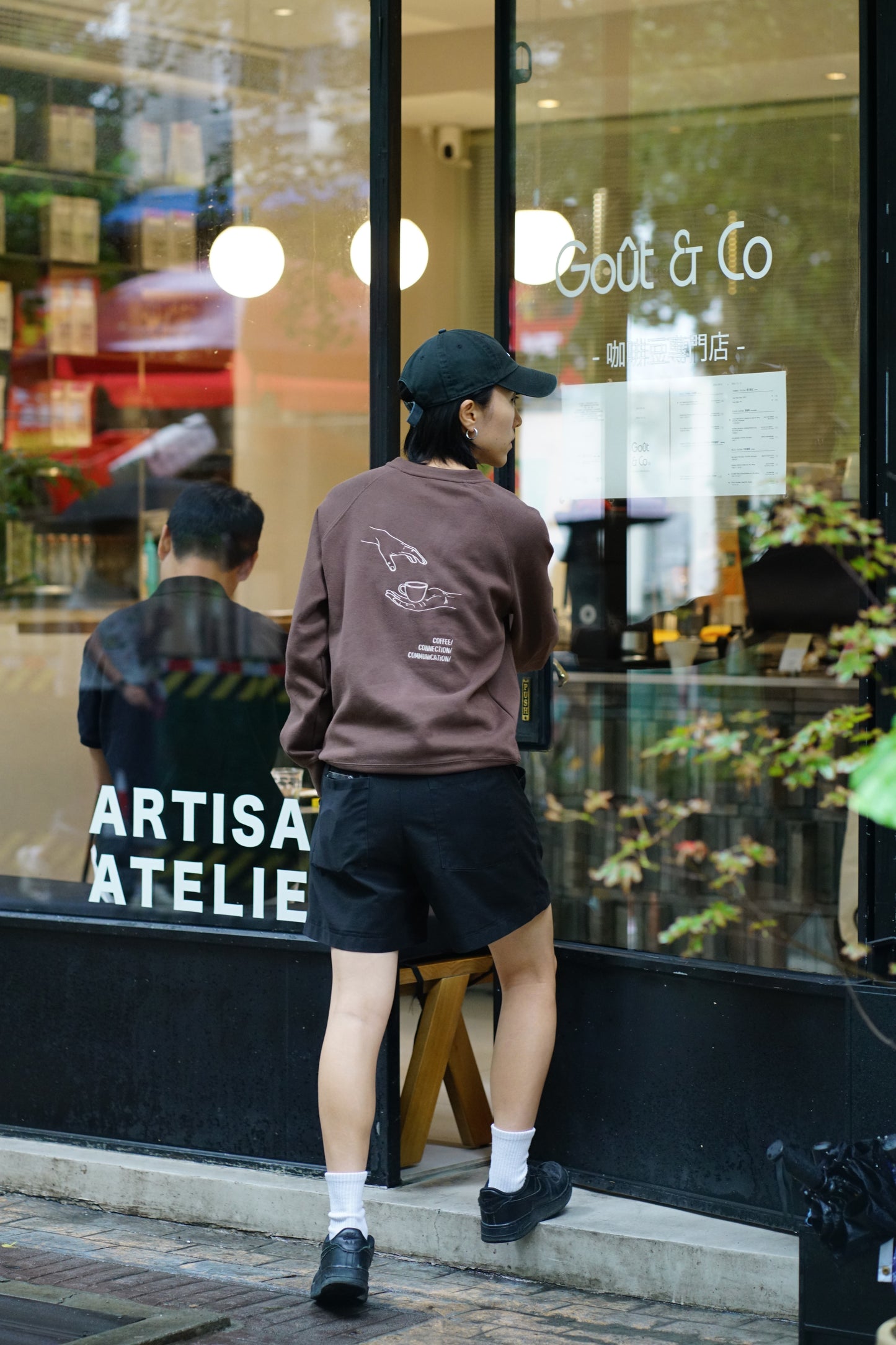 Sweatshirt