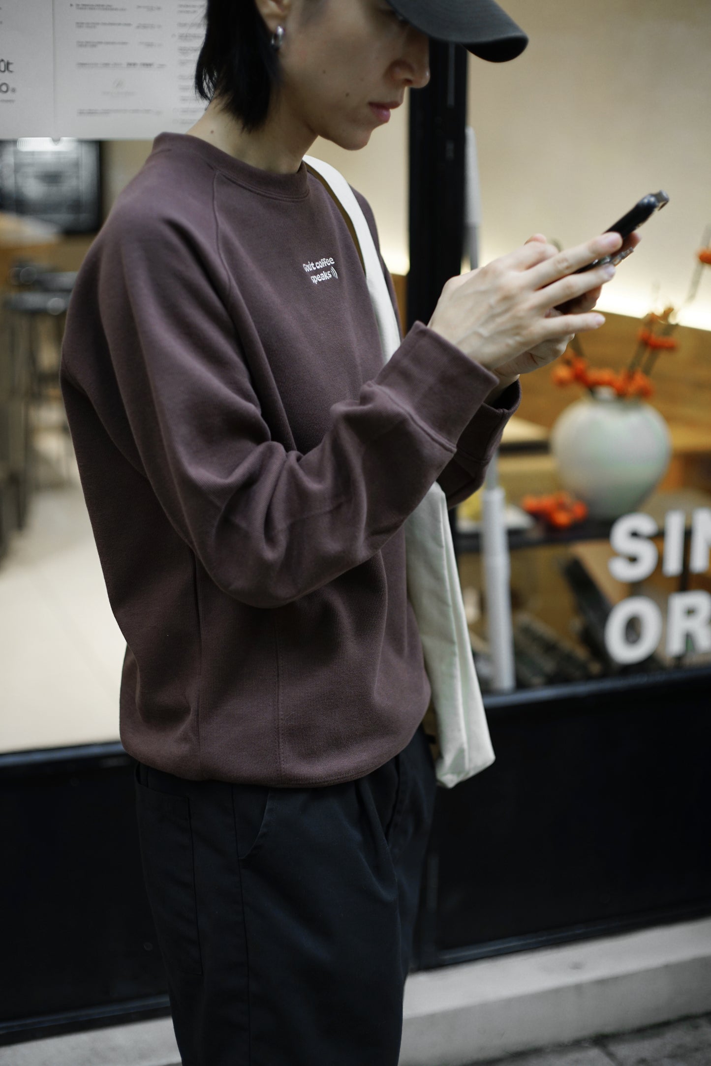 Sweatshirt
